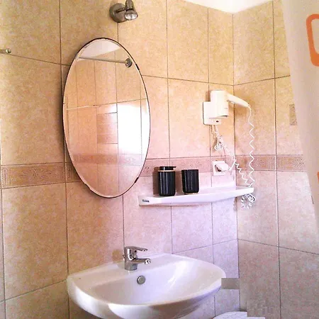 Agnanti -